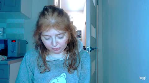 Kira online show from June 5, 2026, 1:06 pm