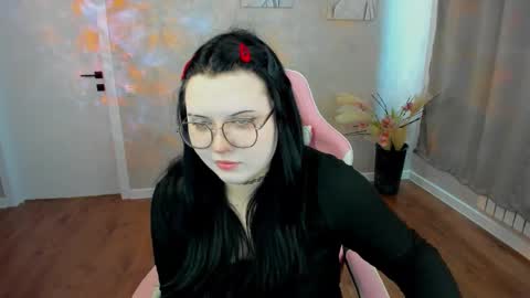 kira online show from March 22, 2026, 1:31 am