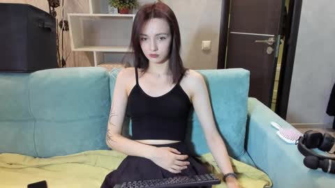 Snapshot of kira_kelly chatting on December 13, 2024, 8:30 am Kira GMT2 Mon 3-9 AM Tue 3-9 AM Wed 3-9 AM Sat 3-9 AM Sun 3-9 AM. online show from December 13, 2024, 8:30 am