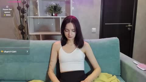 Snapshot of kira_kelly chatting on December 20, 2024, 8:49 am Kira GMT2 Mon 3-9 AM Tue 3-9 AM Wed 3-9 AM Sat 3-9 AM Sun 3-9 AM. online show from December 20, 2024, 8:49 am