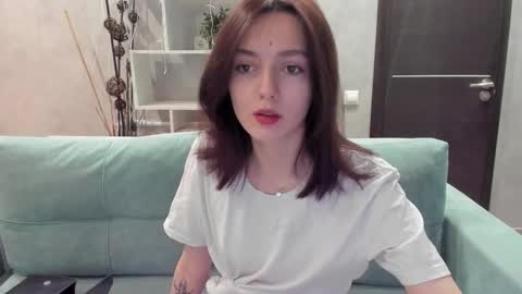 Snapshot of kira_kelly chatting on December 25, 2024, 8:18 am Kira GMT2 Mon 3-9 AM Tue 3-9 AM Wed 3-9 AM Sat 3-9 AM Sun 3-9 AM. online show from December 25, 2024, 8:18 am