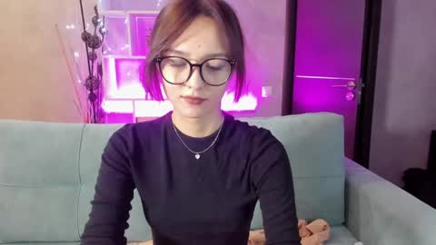 Snapshot of kira_kelly chatting on January 9, 2025, 8:24 am Kira GMT2 Mon 3-9 AM Tue 3-9 AM Wed 3-9 AM Sat 3-9 AM Sun 3-9 AM. online show from January 9, 2025, 8:24 am