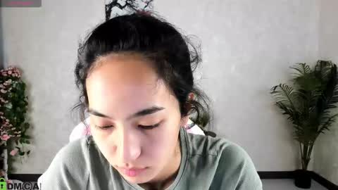 Snapshot of kira_lilian chatting on September 29, 2025, 2:49 am Aura online show from September 29, 2025, 2:49 am