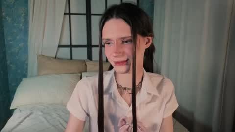 Snapshot of kira_long chatting on February 7, 2026, 5:33 am MADI online show from February 7, 2026, 5:33 am