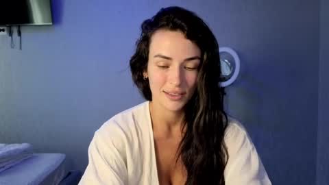 Kira love1 online show from July 27, 2026, 11:17 am