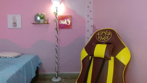 Kira 3 online show from February 23, 2026, 12:57 pm