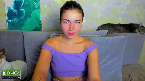 Kira  online show from November 15, 2025, 7:43 pm