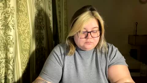 Just Kira online show from February 22, 2025, 8:42 pm