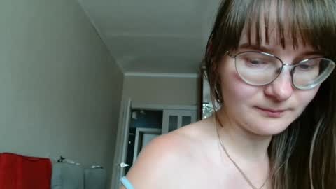 KiraGoldens online show from July 28, 2026, 12:48 pm