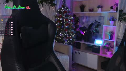 Snapshot of kiralilime chatting on December 20, 2024, 9:28 pm Kira online show from December 20, 2024, 9:28 pm