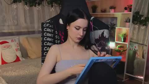 Snapshot of kiralilime chatting on March 5, 2025, 7:17 pm Kira online show from March 5, 2025, 7:17 pm