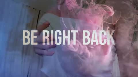 Snapshot of kiralotus chatting on January 30, 2025, 8:32 am little vampire online show from January 30, 2025, 8:32 am