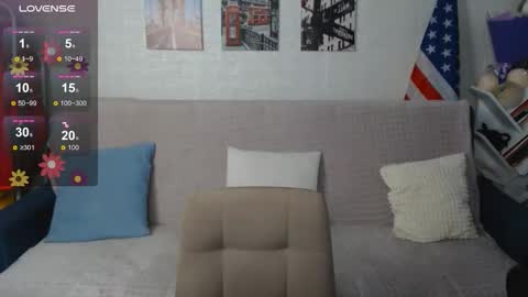 kiramartins cat online show from October 28, 2025, 7:05 pm