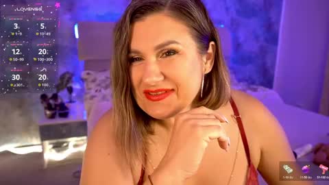 Kira online show from May 15, 2026, 7:43 pm