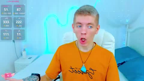 Snapshot of kireev_ chatting on December 2, 2024, 5:59 pm online show from December 2, 2024, 5:59 pm
