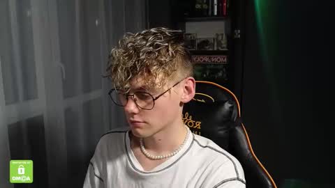 Kirill and Andrey online show from November 11, 2025, 4:01 am