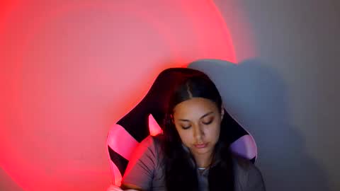 kiss_ameliaa online show from October 8, 2025, 8:34 am