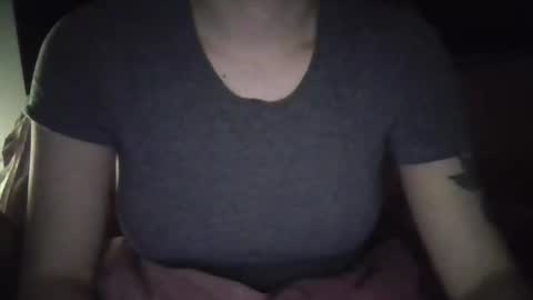 Snapshot of kissandtell1357 chatting on November 19, 2025, 4:01 am kissandtell1357 online show from November 19, 2025, 4:01 am