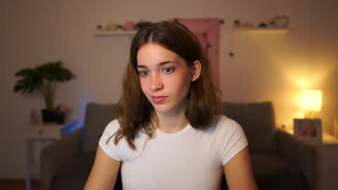 Snapshot of kissiecat chatting on September 22, 2025, 1:57 pm Sisi online show from September 22, 2025, 1:57 pm