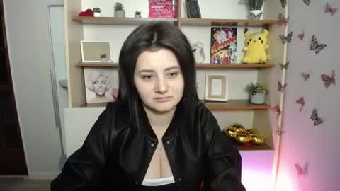 kissleoxx online show from May 15, 2026, 12:12 pm