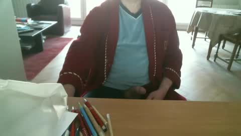 Snapshot of kisslog1 chatting on January 1, 2025, 9:07 am kisslog1 online show from January 1, 2025, 9:07 am