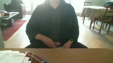 Snapshot of kisslog1 chatting on January 11, 2025, 8:54 am kisslog1 online show from January 11, 2025, 8:54 am