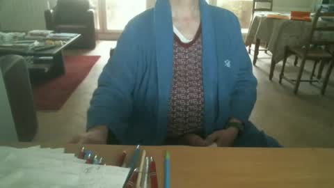 Snapshot of kisslog1 chatting on October 4, 2025, 7:39 am kisslog1 online show from October 4, 2025, 7:39 am