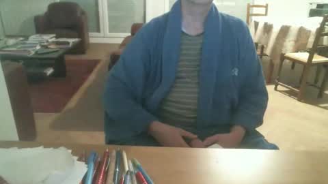 Snapshot of kisslog1 chatting on November 1, 2025, 4:20 pm kisslog1 online show from November 1, 2025, 4:20 pm