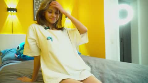 Snapshot of kissmesloww chatting on September 20, 2025, 2:51 pm Snezhana online show from September 20, 2025, 2:51 pm