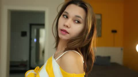 Snapshot of kissmesloww chatting on October 10, 2025, 3:44 pm Snezhana online show from October 10, 2025, 3:44 pm