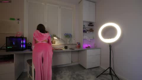 Snapshot of kissmesloww chatting on November 2, 2025, 3:03 pm Snezhana online show from November 2, 2025, 3:03 pm