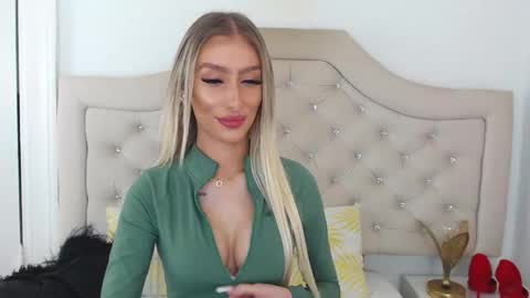 Snapshot of kissnatalie chatting on January 7, 2026, 12:07 pm Natalie online show from January 7, 2026, 12:07 pm