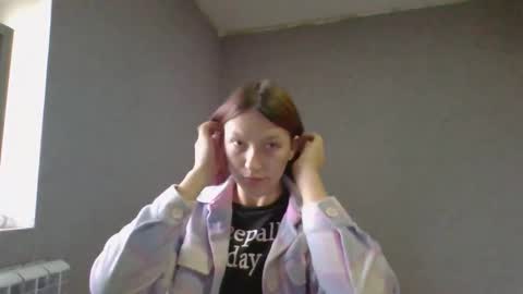 kiti_kitiss online show from October 26, 2025, 7:47 am