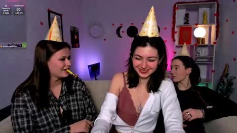 kitniss online show from February 21, 2026, 9:27 pm