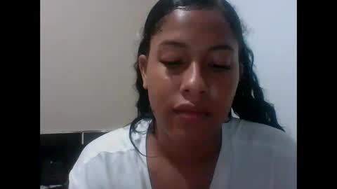 Snapshot of kitra_new chatting on October 22, 2025, 9:09 am kitra_new online show from October 22, 2025, 9:09 am