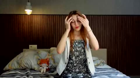 Snapshot of kitsun_ne chatting on October 22, 2025, 9:25 pm The sexy fox Kitsune online show from October 22, 2025, 9:25 pm