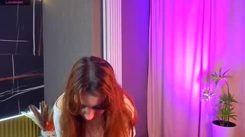 Snapshot of kitsun_ne chatting on October 23, 2025, 9:13 pm The sexy fox Kitsune online show from October 23, 2025, 9:13 pm