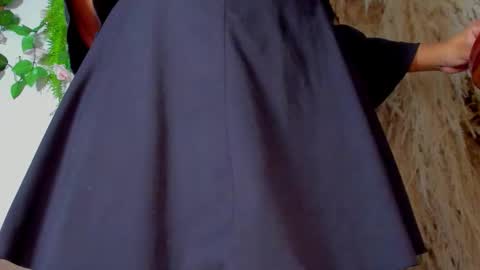 Kitsune-sama online show from October 31, 2025, 4:08 pm