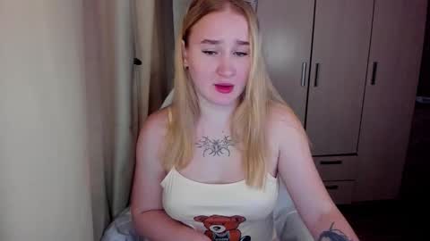 Snapshot of kitten_sun chatting on February 26, 2026, 2:54 am kitten_sun online show from February 26, 2026, 2:54 am