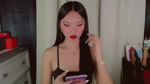 KITTY online show from April 24, 2026, 10:01 pm