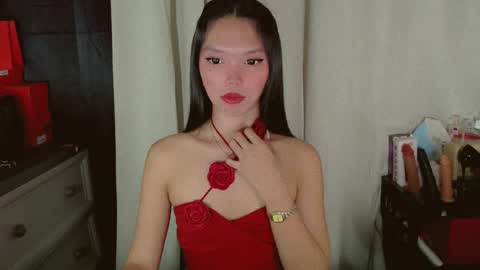 KITTY online show from May 20, 2026, 9:43 pm