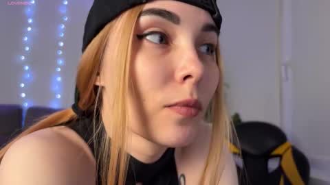 Veronica online show from March 14, 2026, 5:51 pm