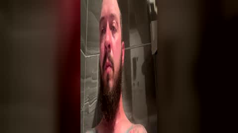 kittmatt31 online show from May 7, 2026, 1:33 am