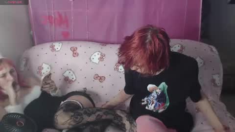 kitttywhisper online show from July 17, 2026, 5:18 pm