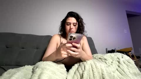 kitty3202 online show from December 16, 2025, 2:00 pm