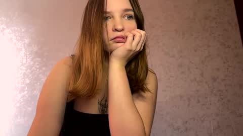 Snapshot of kitty_4you chatting on March 1, 2025, 8:23 am kitty_4you online show from March 1, 2025, 8:23 am