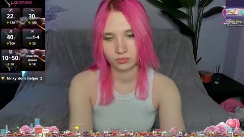 Snapshot of kitty_blondy chatting on April 16, 2026, 2:40 pm kitty blondy online show from April 16, 2026, 2:40 pm