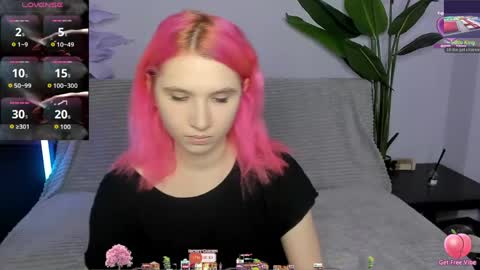 Snapshot of kitty_blondy chatting on April 21, 2026, 2:51 am kitty blondy online show from April 21, 2026, 2:51 am