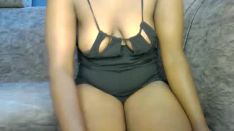 kitty_cattie online show from February 26, 2026, 1:43 pm