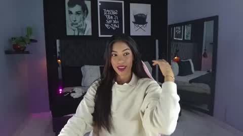 Kitty online show from October 20, 2025, 11:54 am